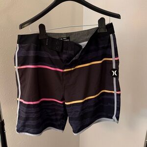 Hurley BoardShorts Black with Pink and Yellow Men’s Size 32-Preowned